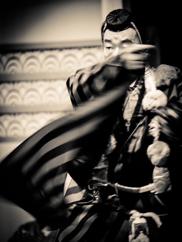 Noh: Ataka. Shite: Udaka MIchishige. Photo: Stéphane Barbery
